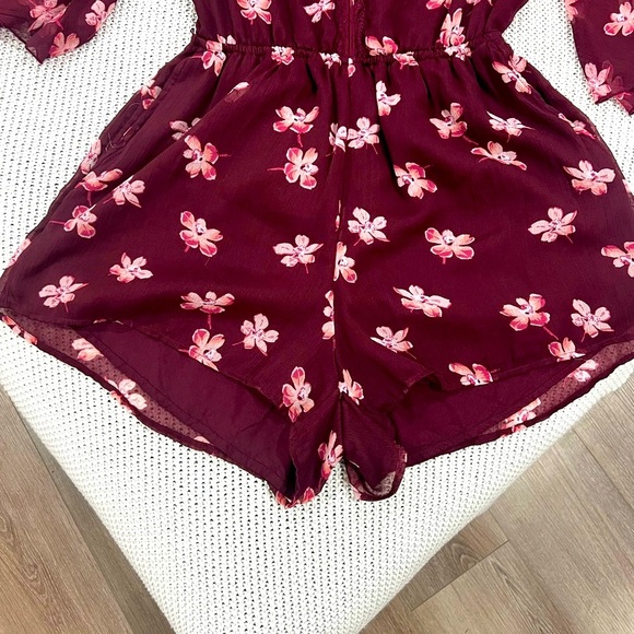 Abercrombie & Fitch Burgundy Floral Romper - Picture 4 of 10